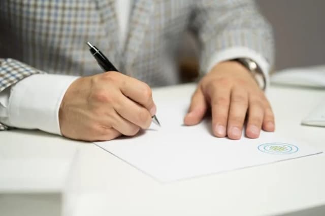 Jak sprawdzić hipotekę działki i uniknąć nieprzyjemnych niespodzianek Jak sprawdzić hipotekę działki i uniknąć nieprzyjemnych niespodzianek